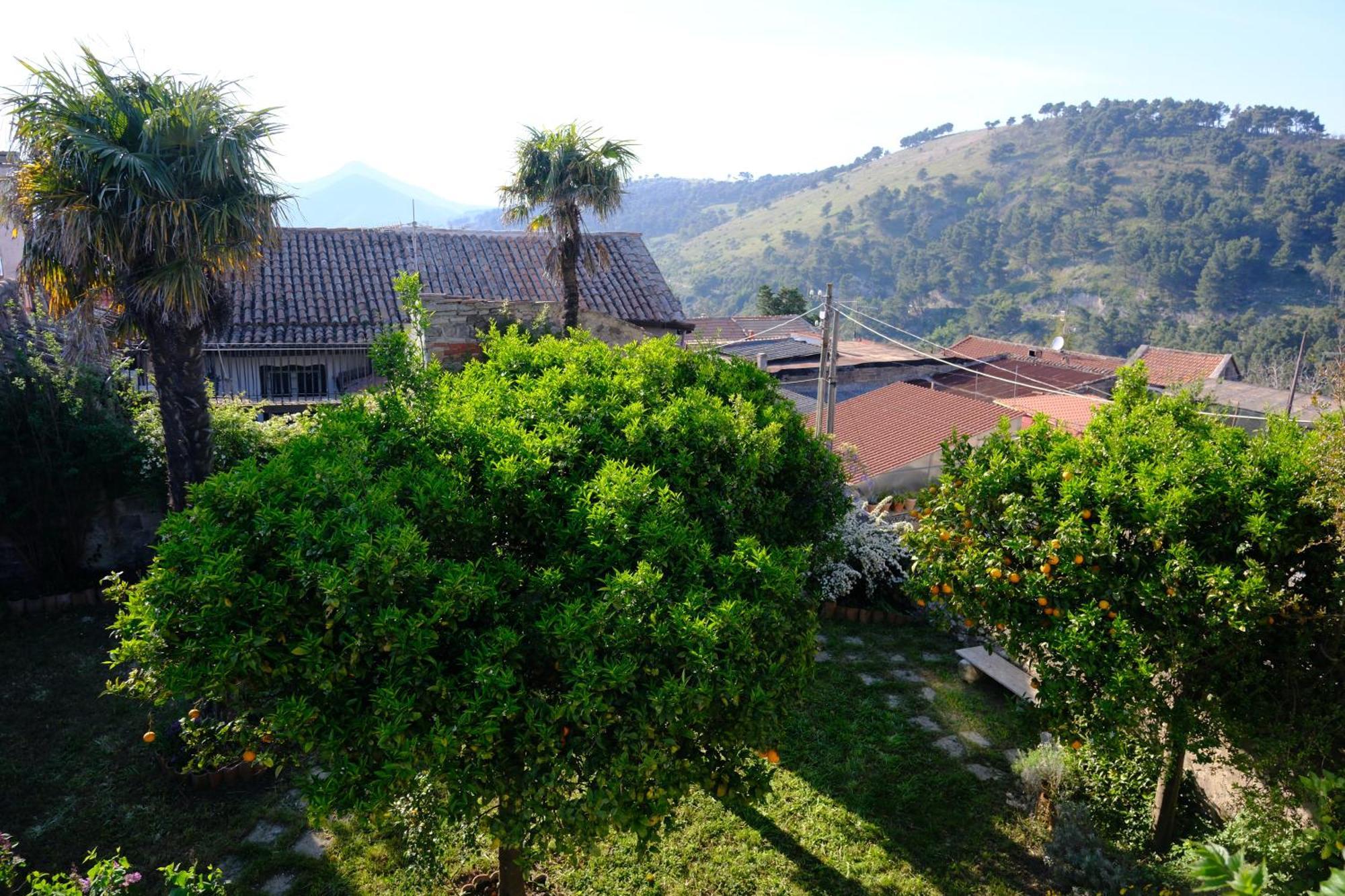 Conte Spencer Bed & Breakfast Caserta Vecchia Eksteriør bilde
