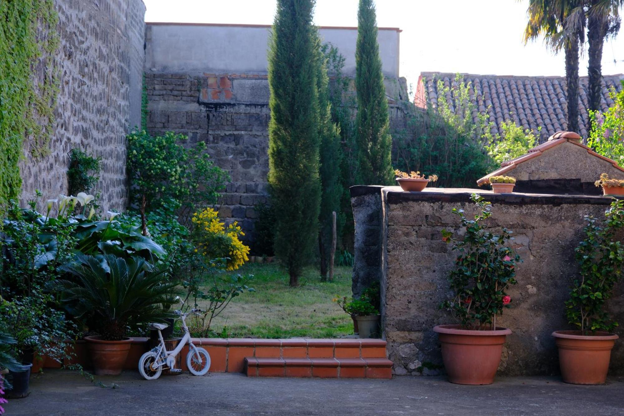 Conte Spencer Bed & Breakfast Caserta Vecchia Eksteriør bilde