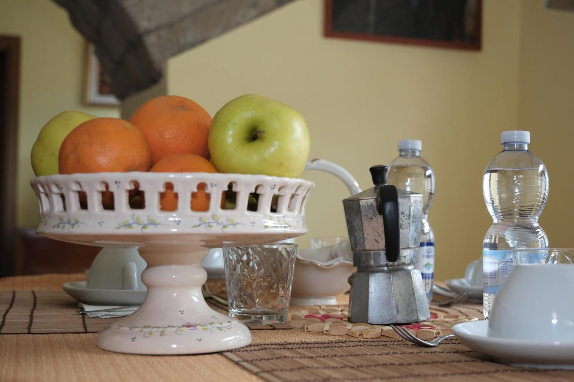 Conte Spencer Bed & Breakfast Caserta Vecchia Eksteriør bilde