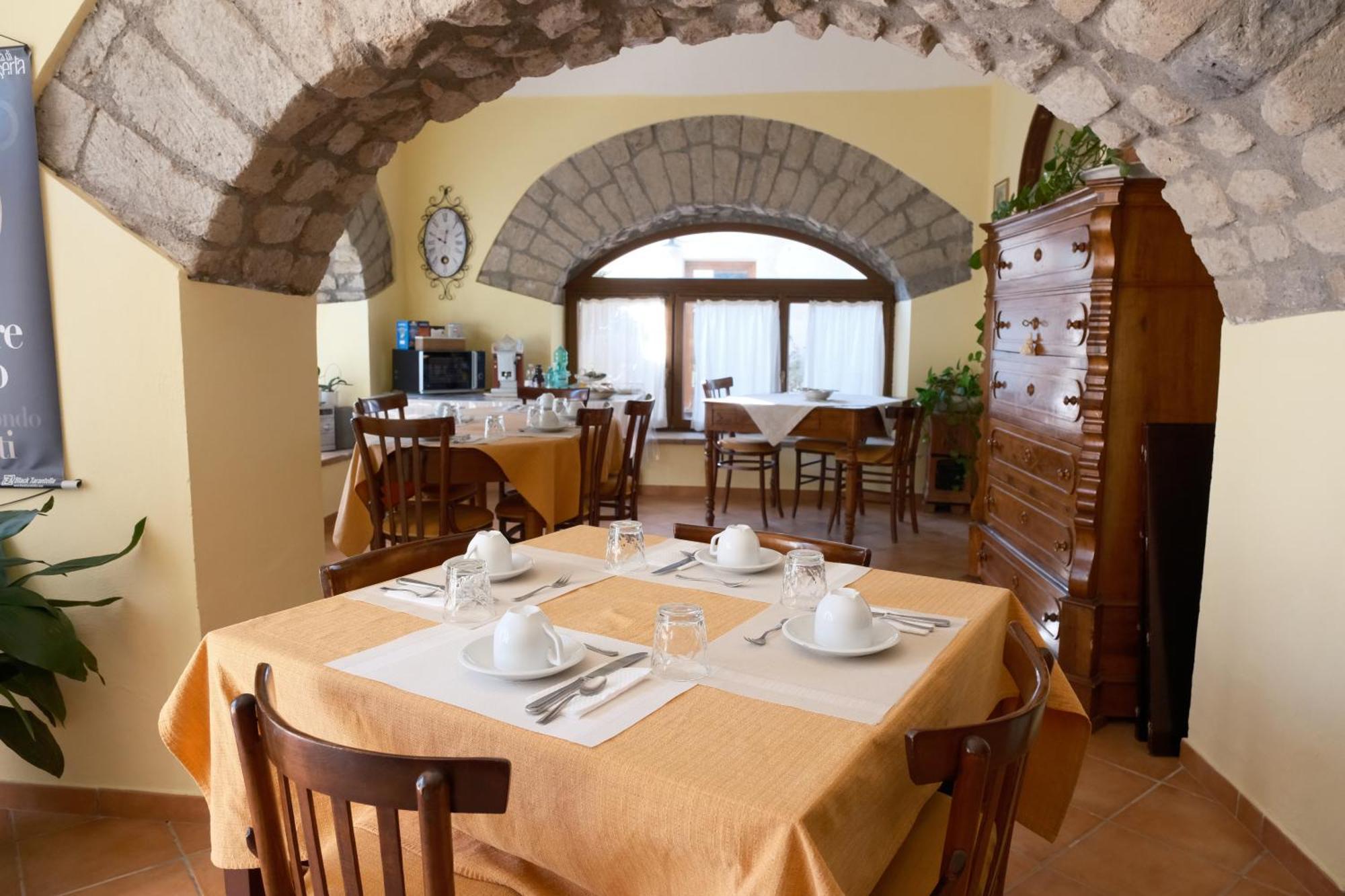 Conte Spencer Bed & Breakfast Caserta Vecchia Eksteriør bilde